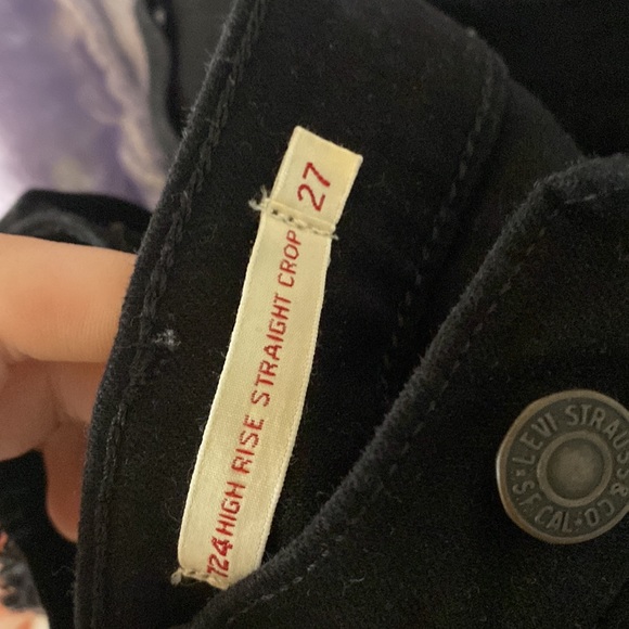 Levis Premium 724 High Rise Straight Crop in Black Pixel - Picture 7 of 7